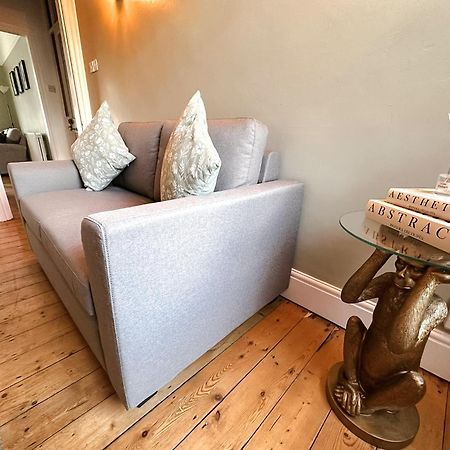 Cecil House - Stylish 2-Bed, Sleeps 5 Guests, Free Parking, Close To Cathedral, Bars & Restaurants Lincoln Eksteriør billede