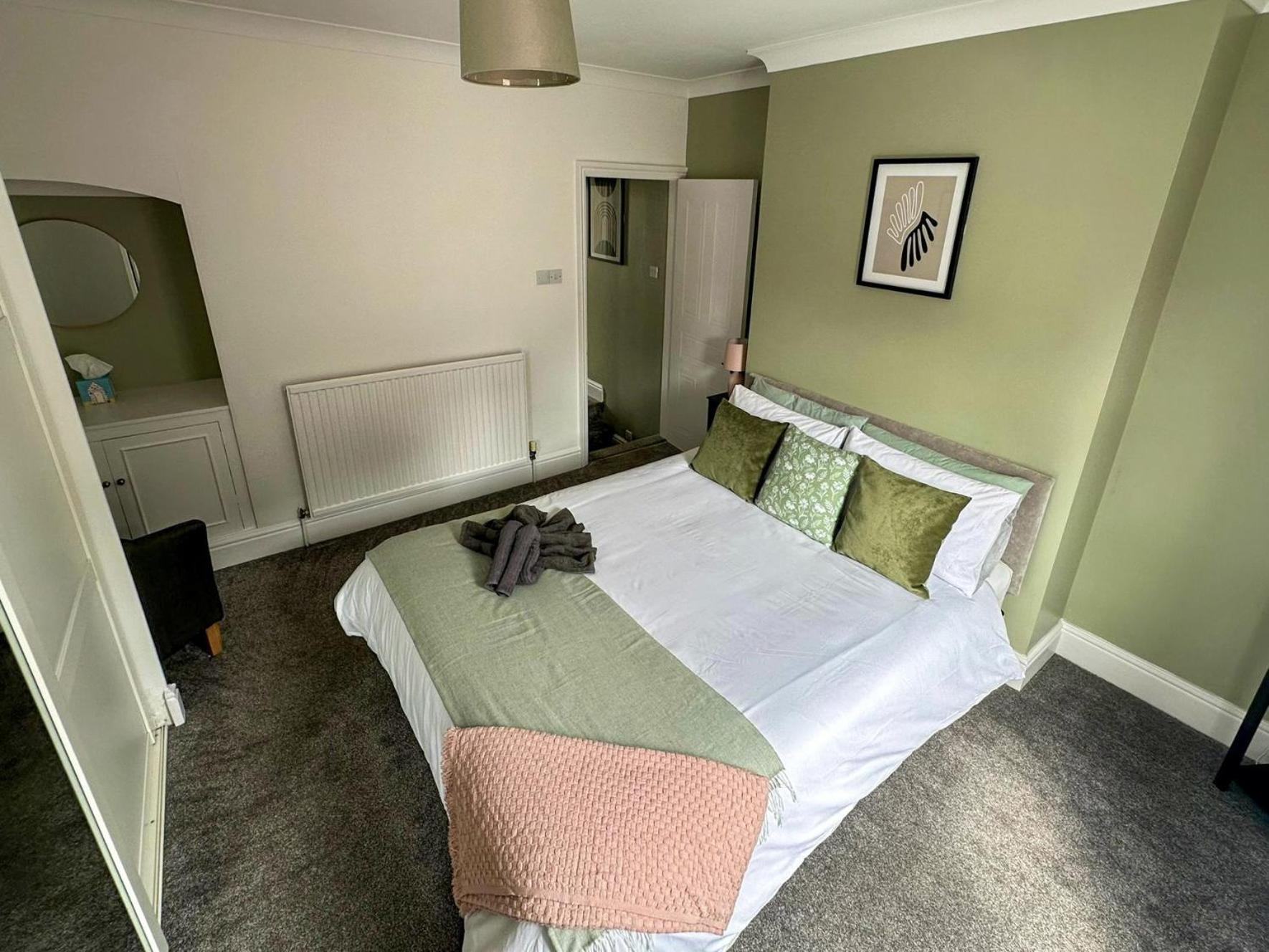 Cecil House - Stylish 2-Bed, Sleeps 5 Guests, Free Parking, Close To Cathedral, Bars & Restaurants Lincoln Eksteriør billede